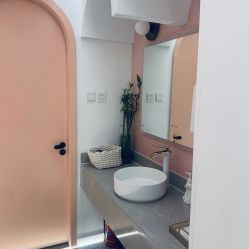 -苗方清颜痘肌研究所