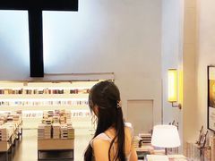 -先锋书店(五台山总店)