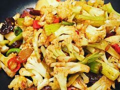 -川人百味(金安中央大街店)