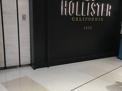 -Hollister(天环广场店)