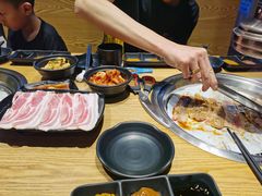 -本家·小顽牛自助烤肉(金润路店)