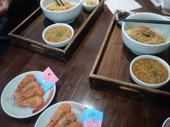 蟹粉黄金捞面-蟹上黄·蟹黄面·江南糖水(人民广场店)