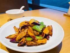 -关东小磨东北菜(上海长风大悦城店)
