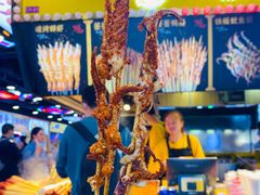 -八一路好吃街(雨田商务大厦店)