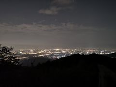 -鬼笑石后山停车场