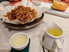-悦得闲广式点心茶楼(蓝鲸世界店)