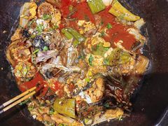 -咱屯子铁锅炖直营店(保利店)