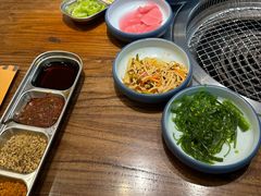 -明洞阿姨·韩式酱蟹烤肉·创意料理(三元桥店)