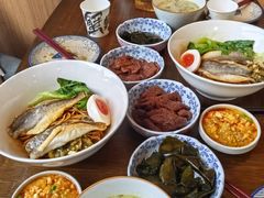 -蟹黄鱼·海派深夜面馆(江湾里店)