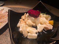 凤梨虾球-穹六人间 people 6(岳阳路店)