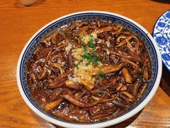 活杀响油鳝糊-翠山·映月湖景餐厅(映月湖公园店)