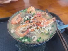 -珍记海鲜粥·海鲜粉