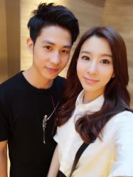 点击看大图 无痕接发-专业烫发染发接发