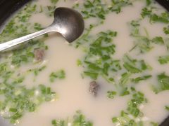 大砂锅炖鱼头汤-丹江渔村(望京店)