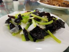 香芹木耳炒麻山药-老家菜馆(正定店)