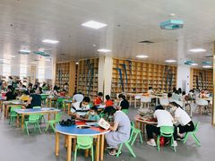 -增城图书馆(荔景大道辅路店)