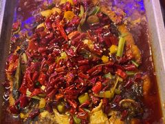 -路边边地标烧烤·川菜·小龙虾·音乐酒馆(良乡长虹店)