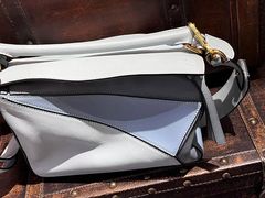 -小飞侠奢侈品回收 寄卖 养护(宝山宝龙广场店)