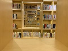 -漕河泾街道图书馆(漕河泾社区文化活动中心店)