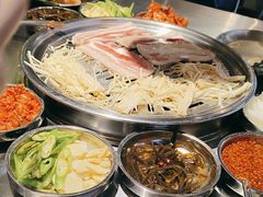 -哈哈碳都·牛肋条无限自助烤肉(宝龙店)