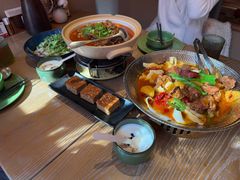 -耶里夏丽·丝路国际·新疆餐厅(浦东区东方路店)