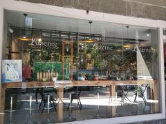 -LEO CAFE
