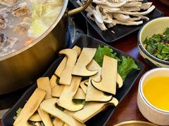 -大理.老字号渝记酸萝卜乌鱼(古城总店)