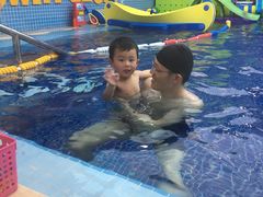 -龙格亲子游泳·水育早教运动中心(绿宝中心)
