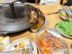 -江南猪肉商会无限续吃(弘大店)