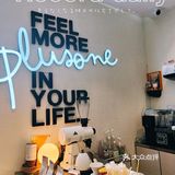 【咖啡测评】梧桐叶影子撒在咖啡上，武康路超好拍落地窗咖啡店