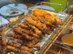 -喝丢一只鞋海鲜烧烤·海肠捞饭(文体街店)