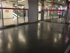 -荟聚西红门购物中心-停车场