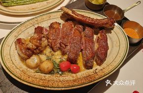 Grilled Australian Wagyu Beef M5 Mini Tomahawk Matured