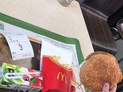 -麦当劳(深圳北站高铁店)