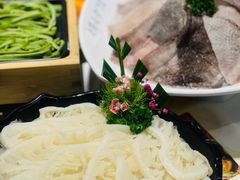 -老房老舍重庆火锅(假日城市店)