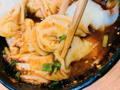 -继红顺河抄手名小吃