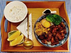 招牌卤肉饭-荏苒