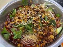 -周良天山牛杂城(天山路总店)