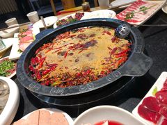 红汤锅底-一斗火锅·招财羊毛肚(泰吉滨江店)