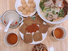 清汤羊肉粉-贵凤凰贵州米粉(五道口店)