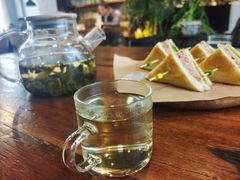-房角石咖啡与书(吉大南校店)