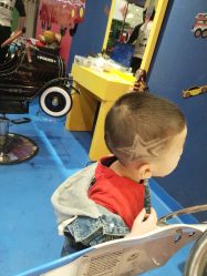 -Mini Me儿童美发王国(友好时尚购物城店)