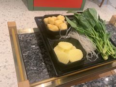 -一席地·本地鸡窝·杭帮鸡火锅(萧山银隆百货店)
