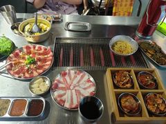 -马路牙子地桌烤肉(工体店)