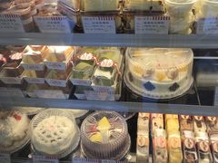 -红宝石·鲜奶小方·海派西点房(浦三店)