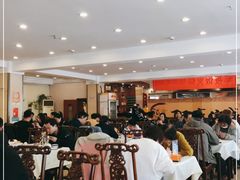 大堂-鑫巴蜀小镇 · 水煮鱼专研店(玉桥店)