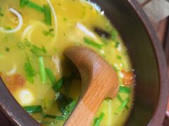 -良米山·云南野生菌过桥米线(上海首店)