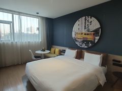 -艾豪森酒店(西安大雁塔大唐不夜城店)