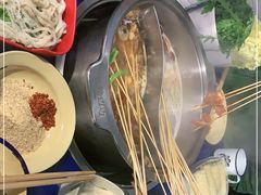 -马路边边·成都串串(翠柏路店)