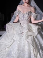 -欣薇婚纱(新源乐汇城店)